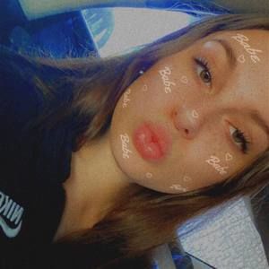 Meet your Posher, Malena